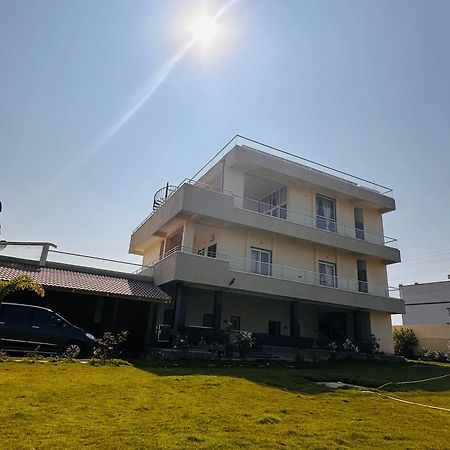 Pn Farm Villa Hyderabad Bagian luar foto