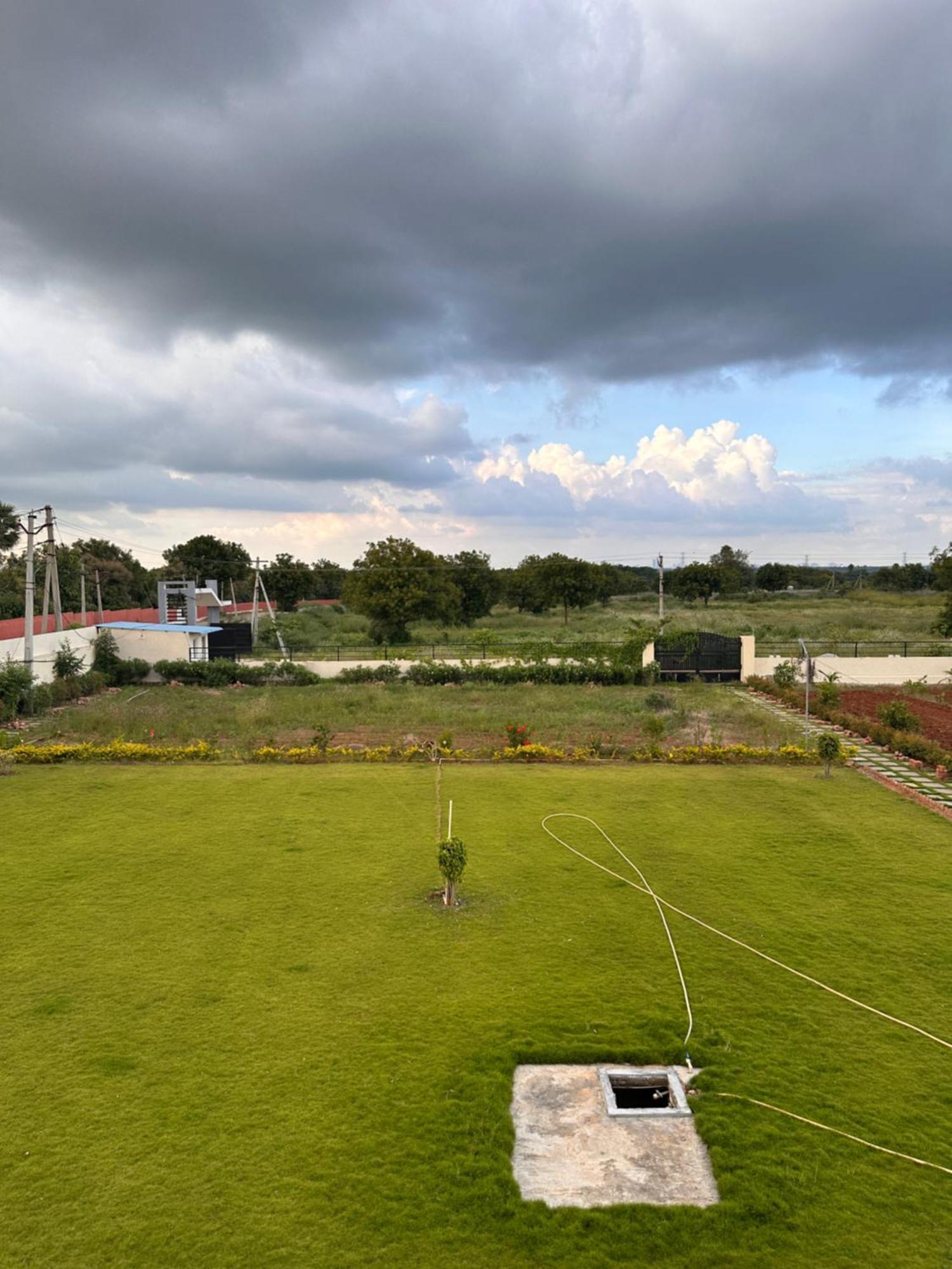 Pn Farm Villa Hyderabad Bagian luar foto
